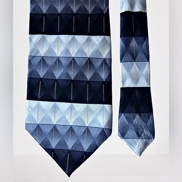 BERGAMO NEW YORK Mens Silk Tie Black Gray & White Geometric Design - Picture 1 of 5